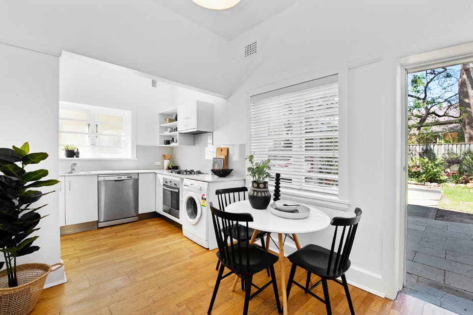 22/9 Newton Street, The Gap - Image 1