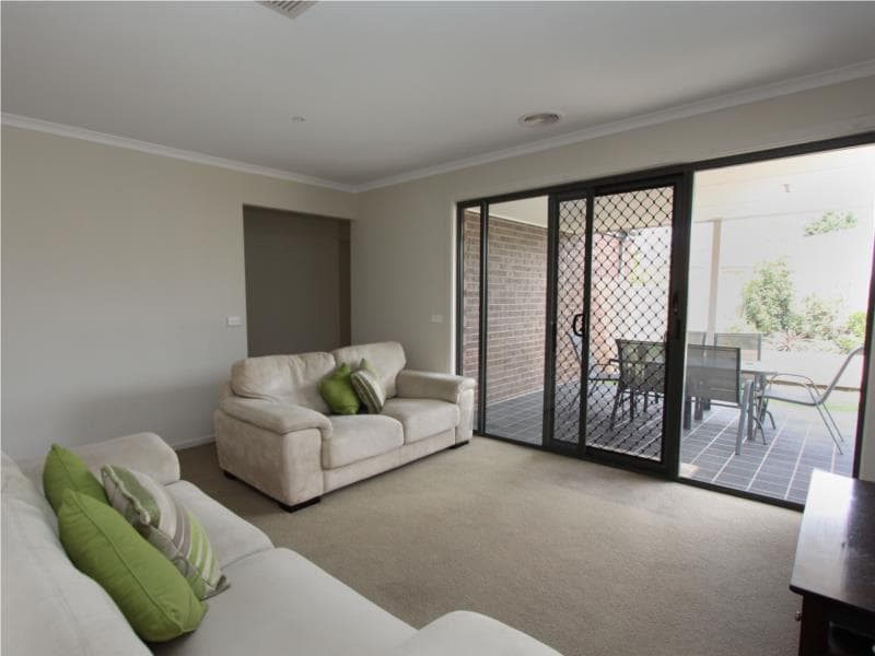 9/14 Popes Road, Wyndham Vale - Thumbnail 3