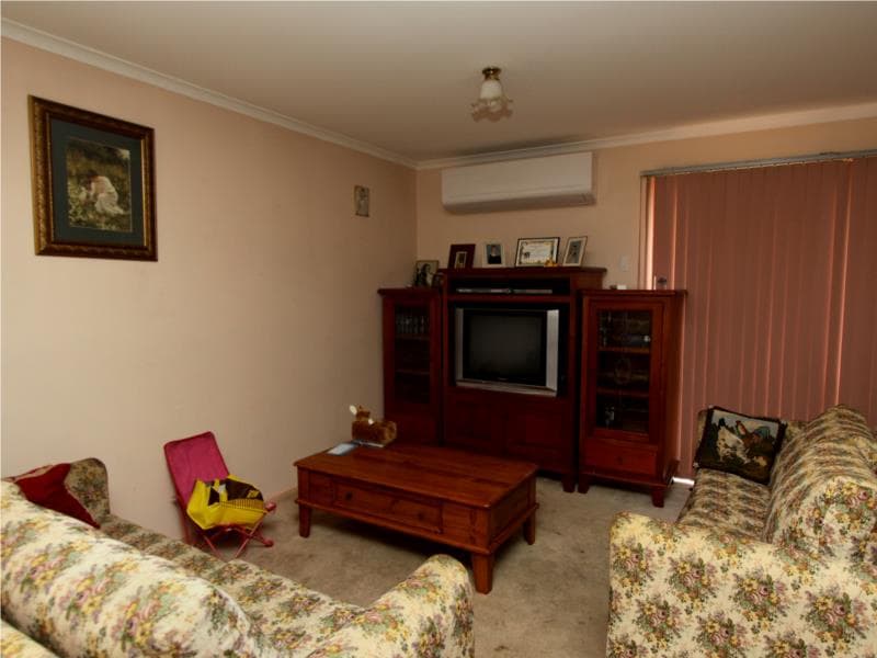 1/15 Daisy Street, Hoppers Crossing - Thumbnail 3