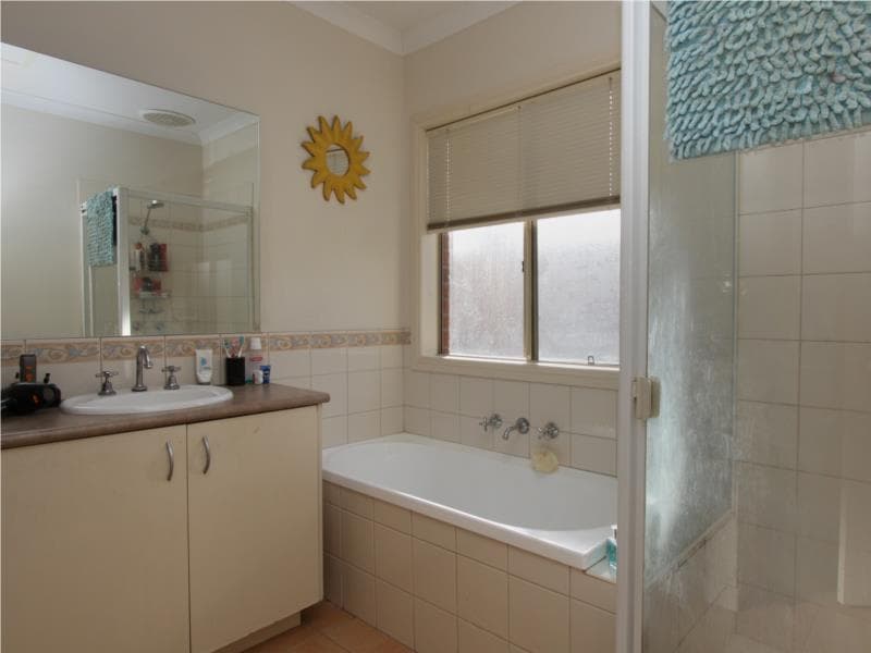 1/8A Balgownie Road, Hoppers Crossing - Thumbnail 3