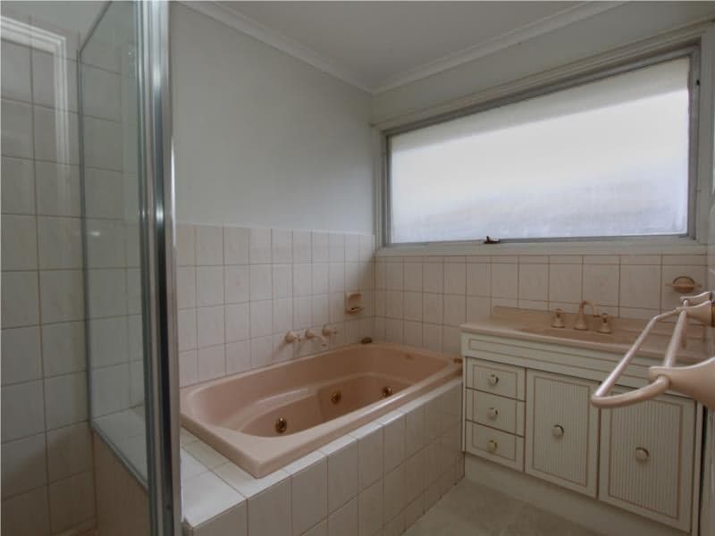 5 Stewart Drive, Werribee - Thumbnail 4