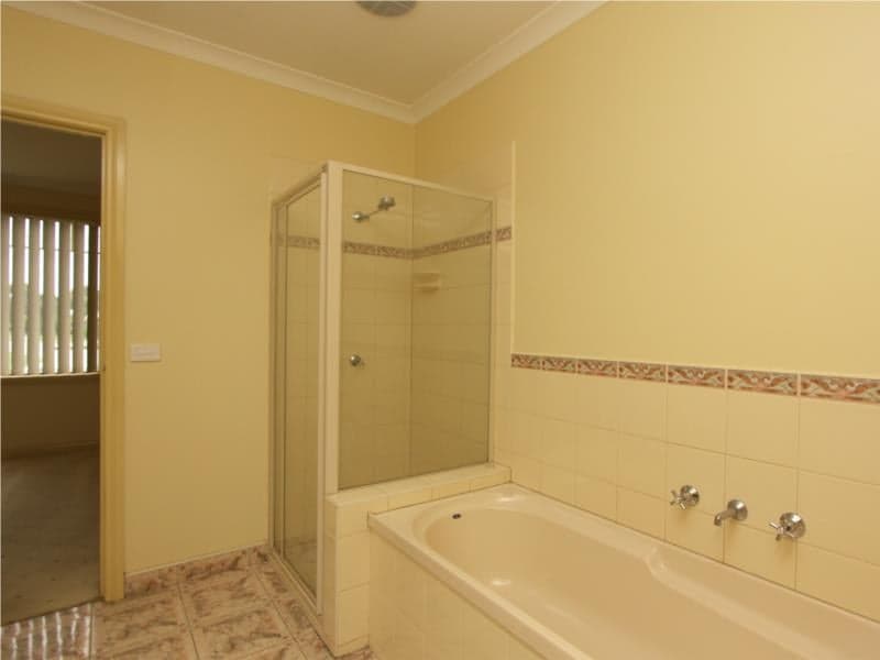 4/39 Wilga Street, Hoppers Crossing - Thumbnail 2
