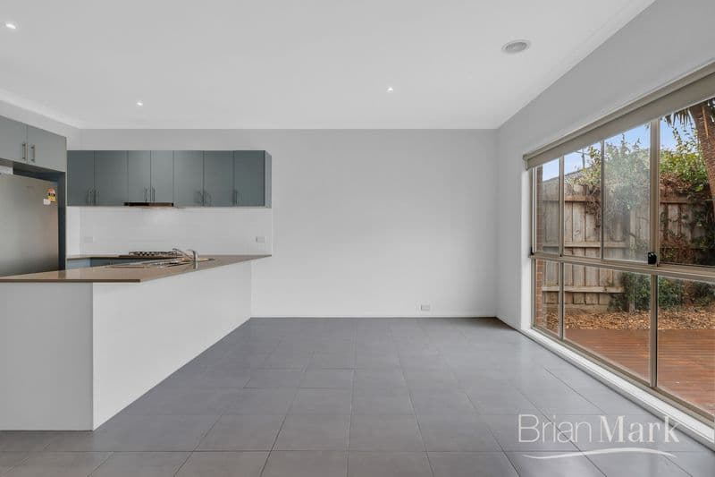 2/8 Orlando Drive, Truganina - Thumbnail 4