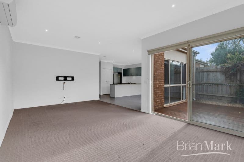 2/8 Orlando Drive, Truganina - Thumbnail 5