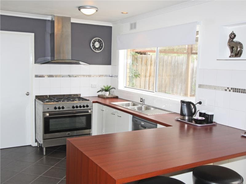 10/35 Nelson Street, Woollahra, Hoppers Crossing - Thumbnail 2
