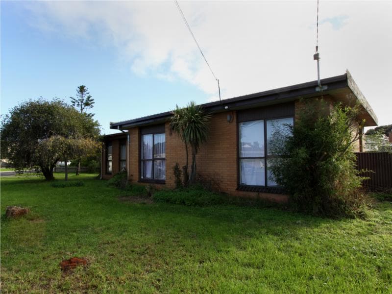 1/9 Burrill Place, Wyndham Vale - Image 1