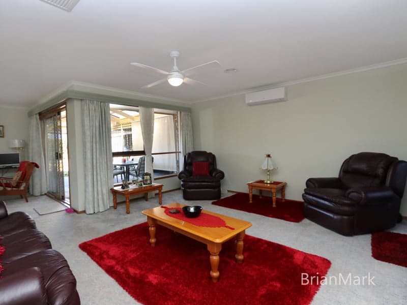 54 Queensbury Way, Werribee - Thumbnail 3