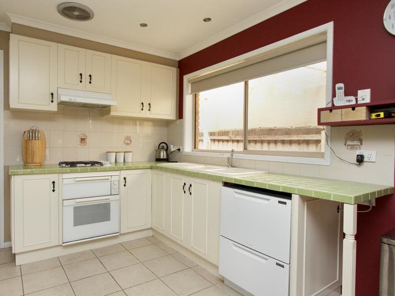 11 Flemington Crescent, Werribee - Thumbnail 2