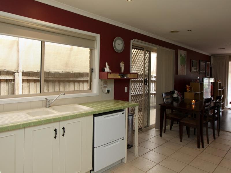 11 Flemington Crescent, Werribee - Thumbnail 6