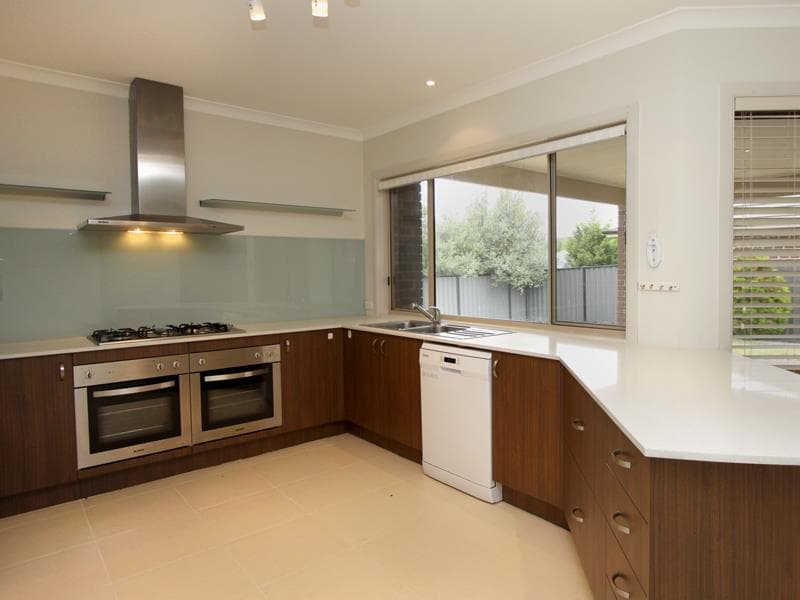 12/113-125 Palmer Street, Woolloomooloo, Point Cook - Thumbnail 2