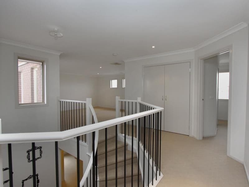 12/113-125 Palmer Street, Woolloomooloo, Point Cook - Thumbnail 3