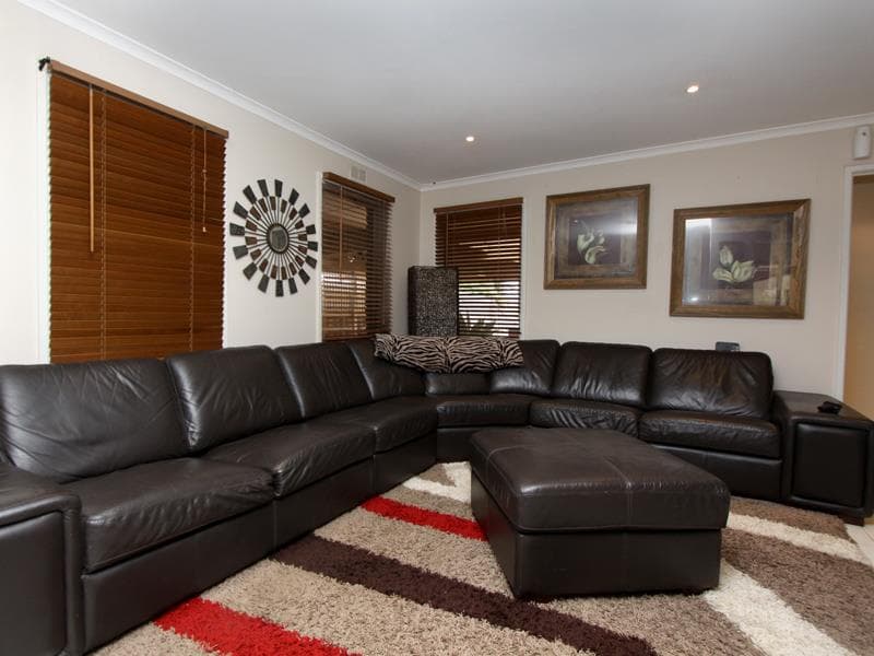 7/71 Penkivil Street, Bondi, Hoppers Crossing - Thumbnail 3