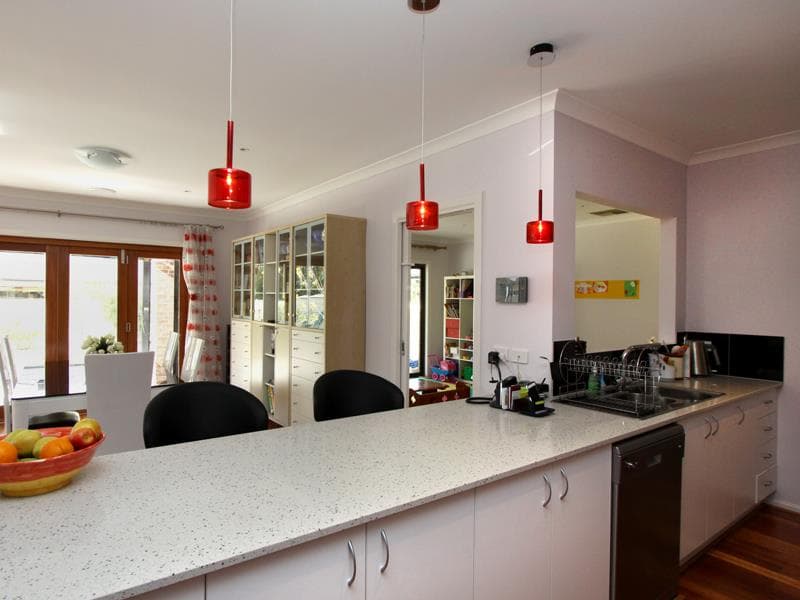 3 Grandview Avenue, Point Cook - Thumbnail 2