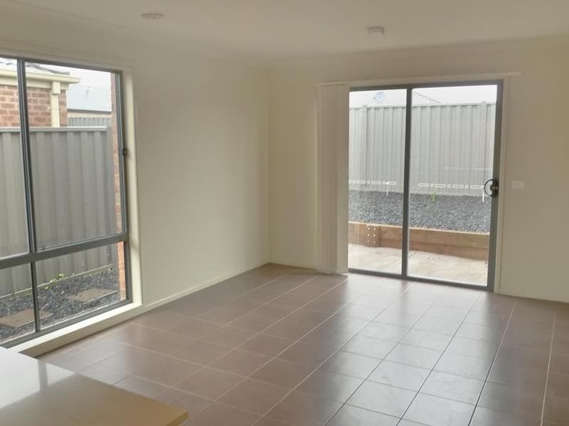6/5 Bulga Road, Dover Heights, Truganina - Thumbnail 3