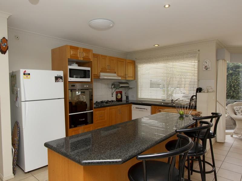 229 Hogans Road, Hoppers Crossing - Thumbnail 2