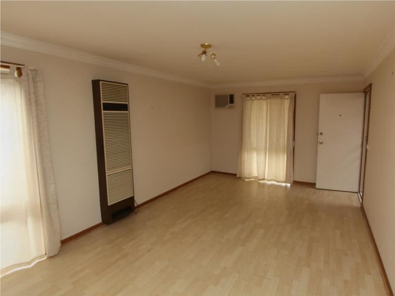 4/30 Francis Street, Bondi Beach, Altona Meadows - Thumbnail 3