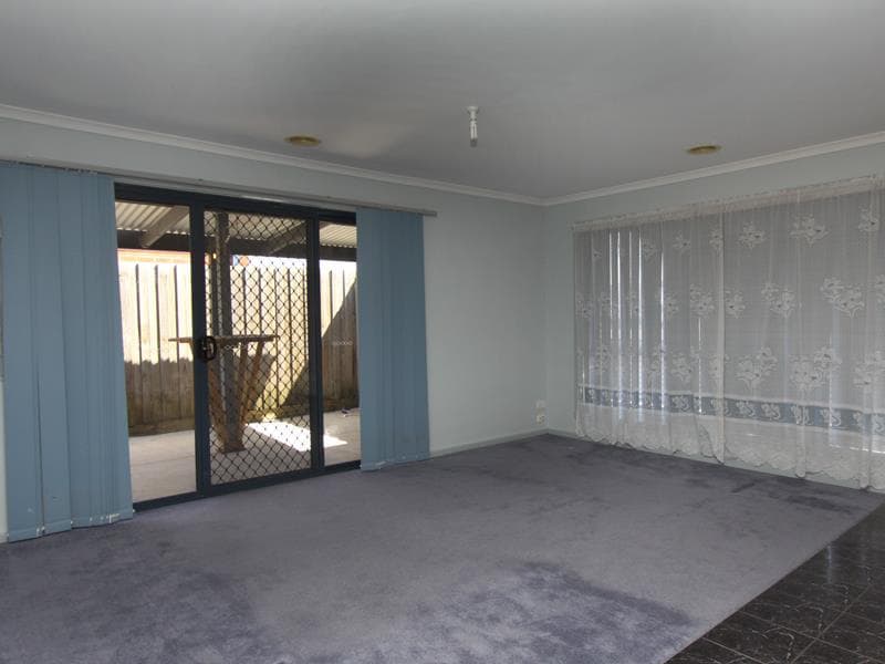 1/2 Harmony Drive, Tarneit - Thumbnail 3