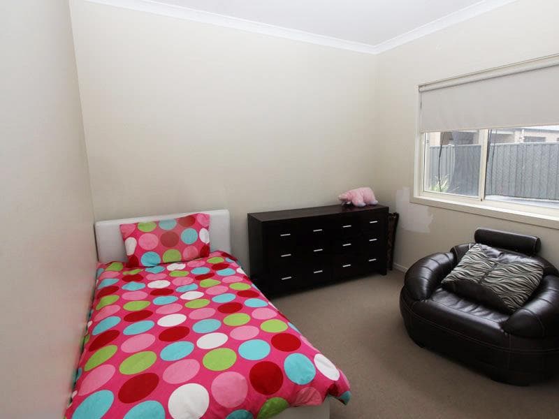 409/72 Henrietta Street, Waverley, Tarneit - Thumbnail 7