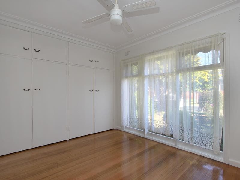 2/25 Mary Davis Avenue, Werribee - Thumbnail 3