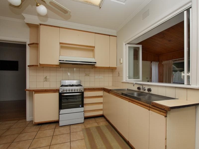 2/25 Mary Davis Avenue, Werribee - Thumbnail 6