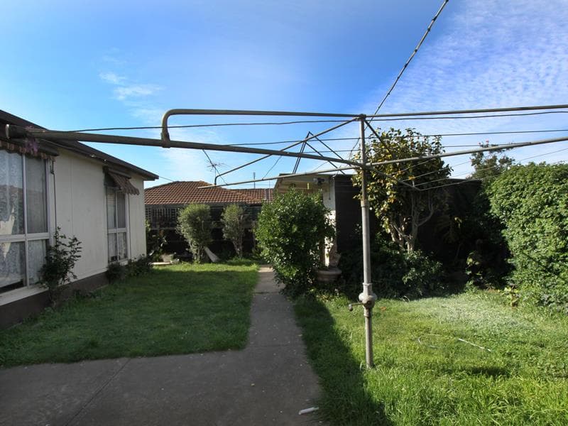 2/25 Mary Davis Avenue, Werribee - Thumbnail 8