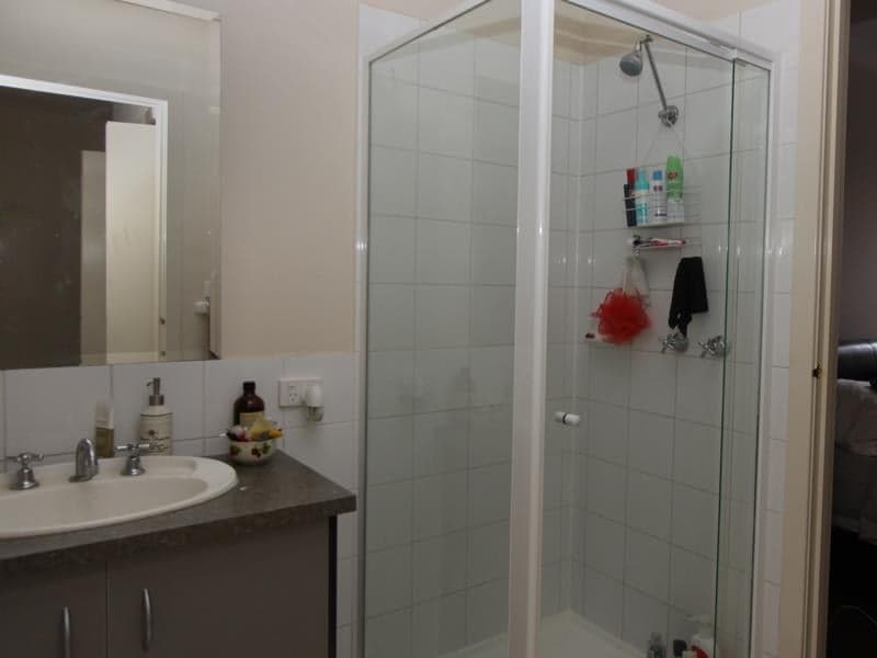 19/15a Hooker Road, Werribee - Thumbnail 6