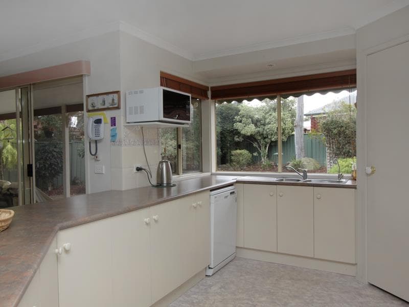 34 Oaktree Avenue, Wyndham Vale - Thumbnail 3