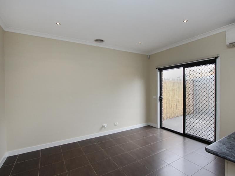 2/10 Bellinger Crescent, Wyndham Vale - Thumbnail 6