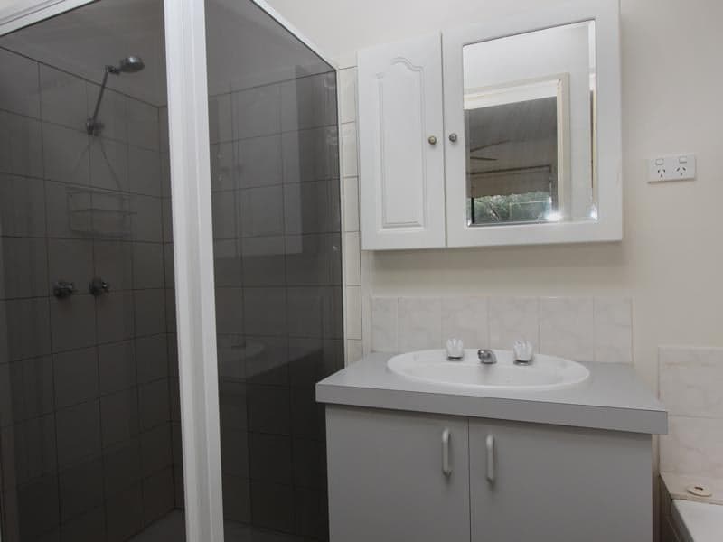24 Thoroughbred Avenue, Werribee - Thumbnail 7