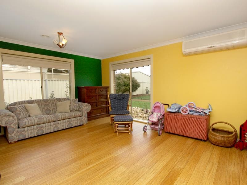 10/1 Iluka  Street, Rose Bay, Tarneit - Thumbnail 6