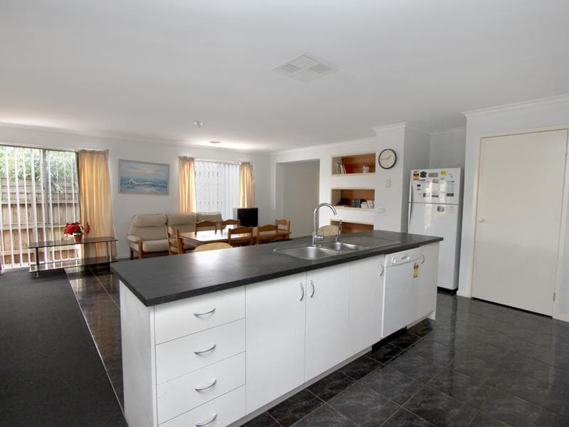52 Damask Drive, Tarneit - Thumbnail 3