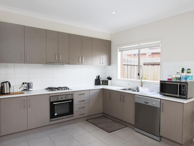 1/2 Belair Court, Wyndham Vale - Thumbnail 2