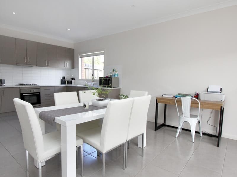 1/2 Belair Court, Wyndham Vale - Thumbnail 3
