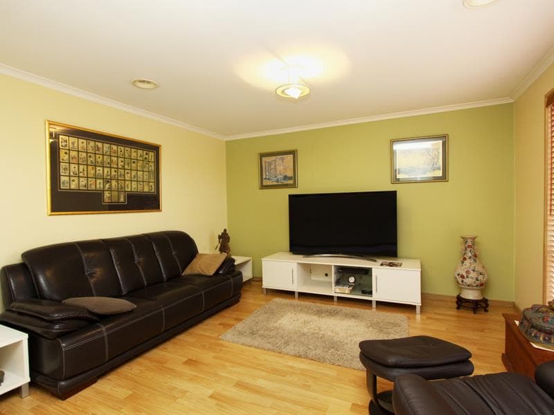 9 Karinya Close, Werribee - Thumbnail 6