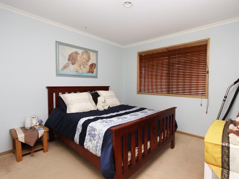 9 Karinya Close, Werribee - Thumbnail 7