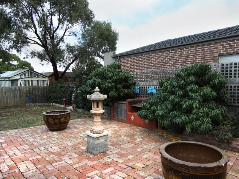 9 Karinya Close, Werribee - Thumbnail 8