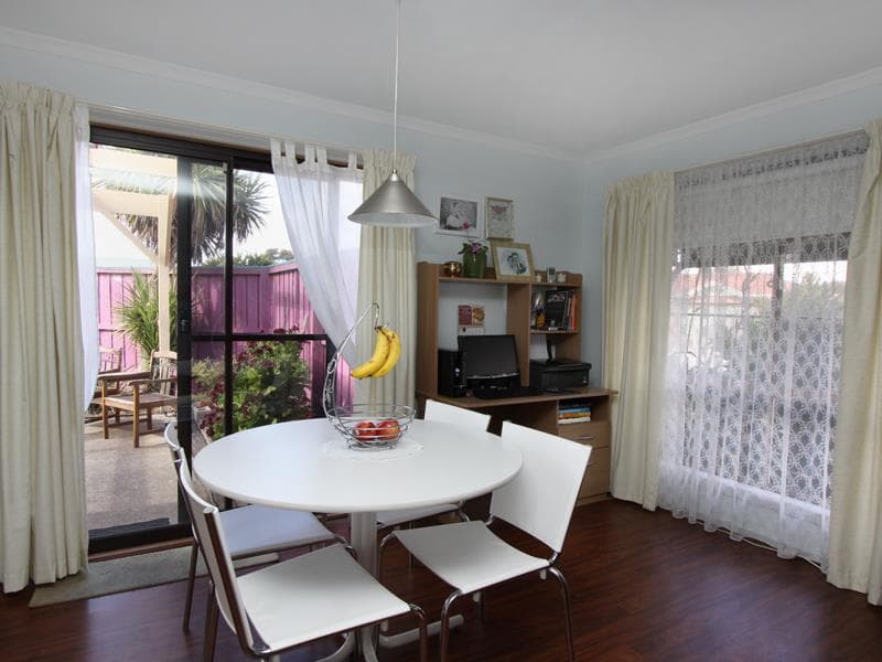 2/1 Protea Court, Hoppers Crossing - Thumbnail 4