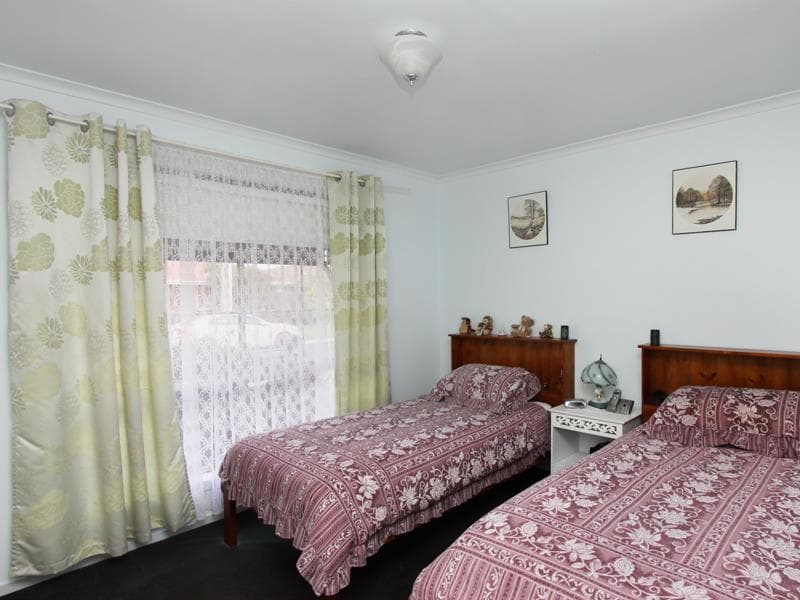 2/1 Protea Court, Hoppers Crossing - Thumbnail 5