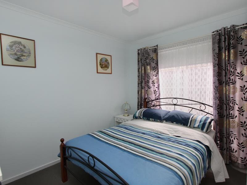 2/1 Protea Court, Hoppers Crossing - Thumbnail 6