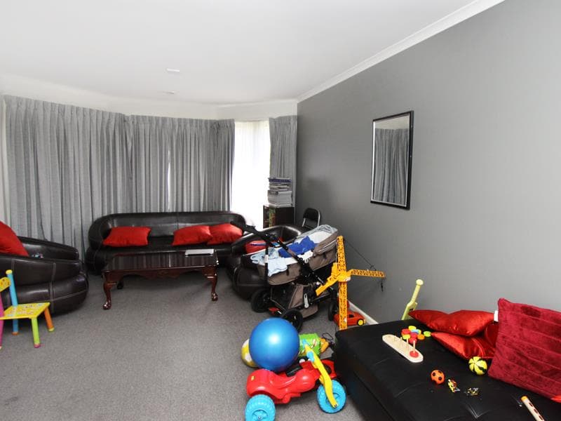17 Carmichael Drive, Wyndham Vale - Thumbnail 5