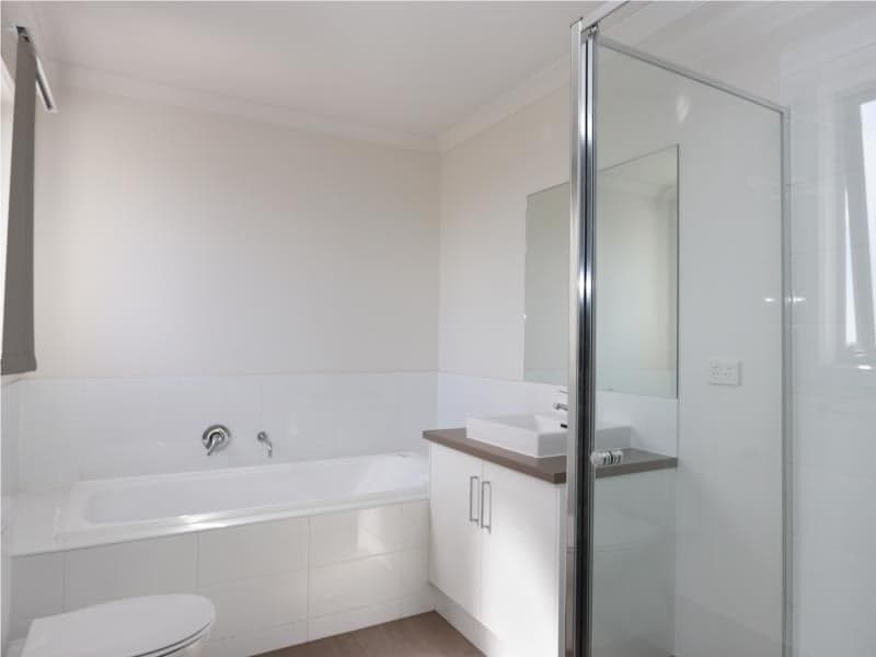 2/1 Ocean  Street, Woollahra, Tarneit - Thumbnail 5