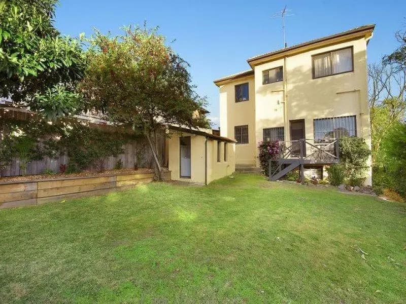 2/2 Evelyn Street, South Coogee, Maroubra - Image 1