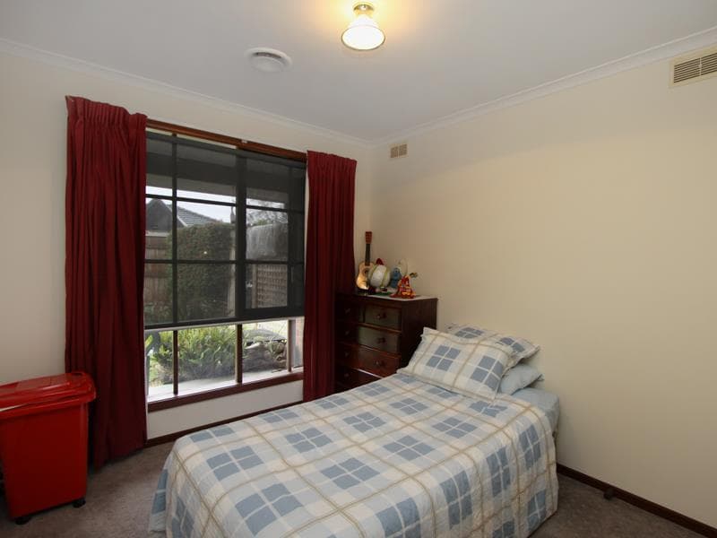 1 Lamb Grove, Hoppers Crossing - Thumbnail 6