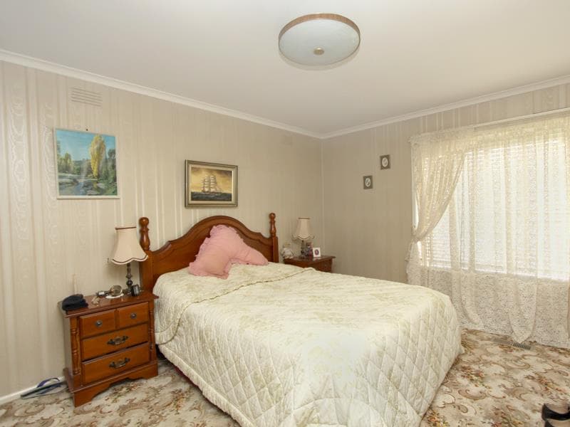 11 Barrot Avenue, Hoppers Crossing - Thumbnail 7