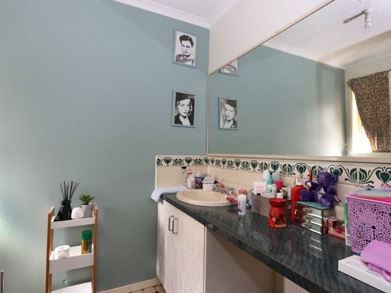 1/97 Balgownie Road, Hoppers Crossing - Thumbnail 6