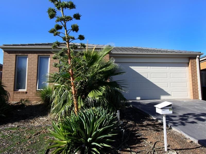 103/104B Bay Street, Wyndham Vale - Image 1