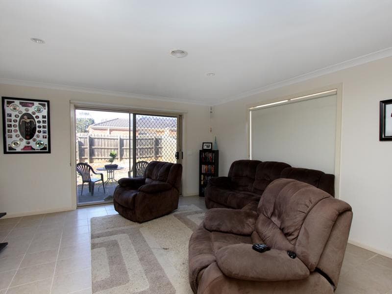 103/104B Bay Street, Wyndham Vale - Thumbnail 3