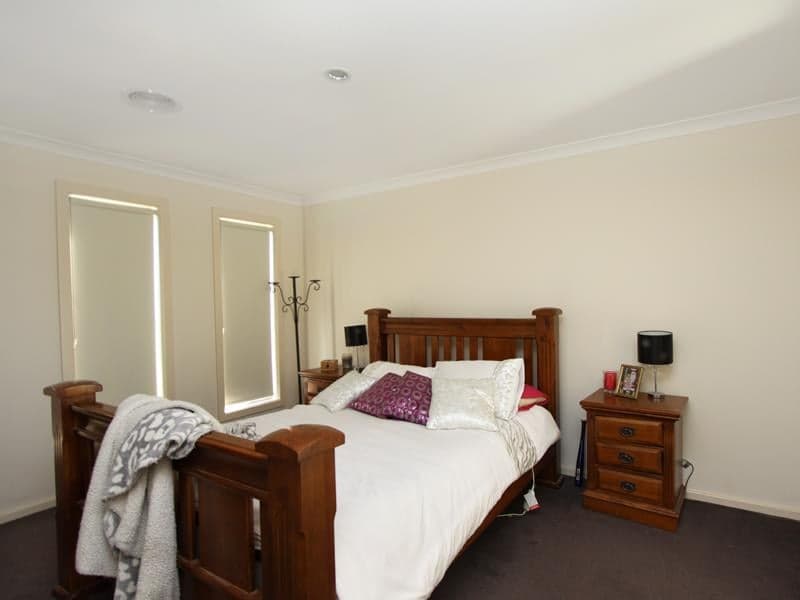103/104B Bay Street, Wyndham Vale - Thumbnail 4