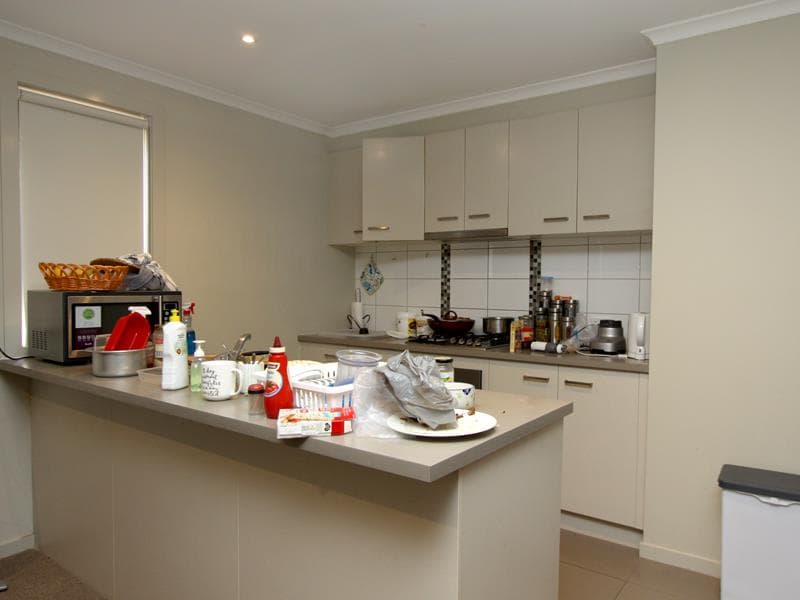 2/29 Beach Road, Bondi Beach, Tarneit - Thumbnail 5