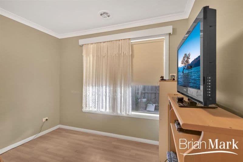 8 Emu Court, Werribee - Thumbnail 8
